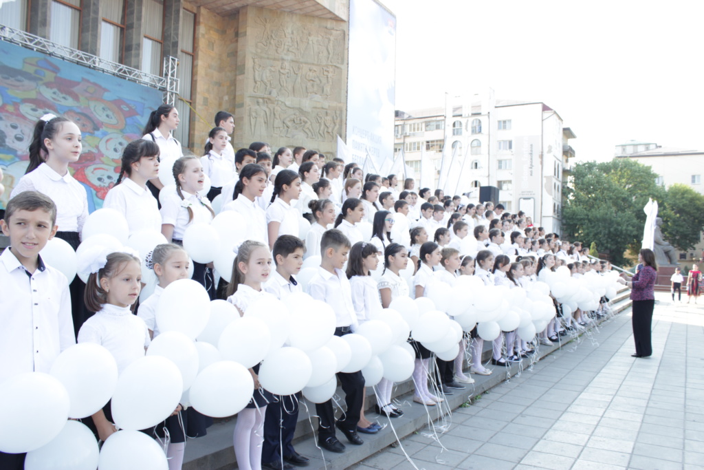 В Махачкале прошла акция-концерт ко Дню солидарности в борьбе с терроризмом